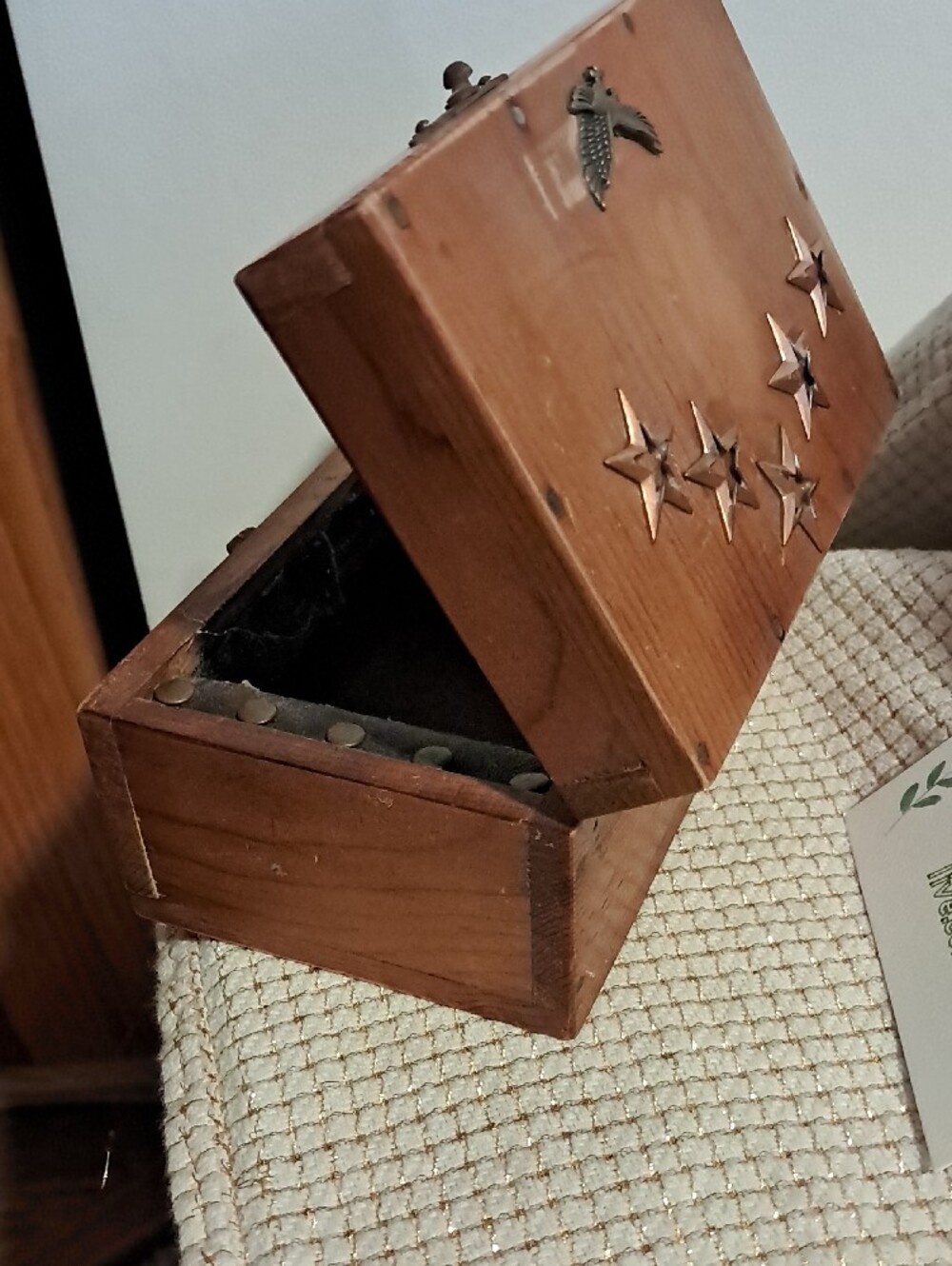 Wooden Star Eagle Appliqué Jewelry Box - Natural Wood - Picture 5 of 10